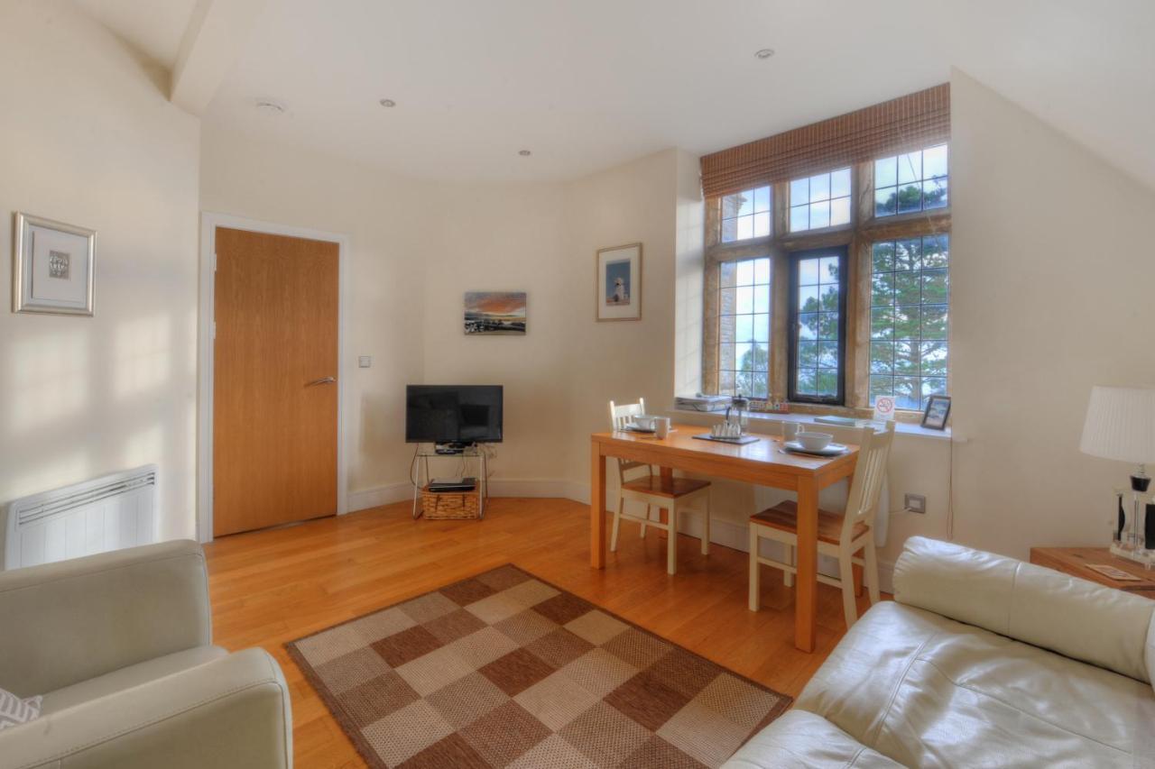 7 Coram Tower Apartment Lyme Regis Exterior photo